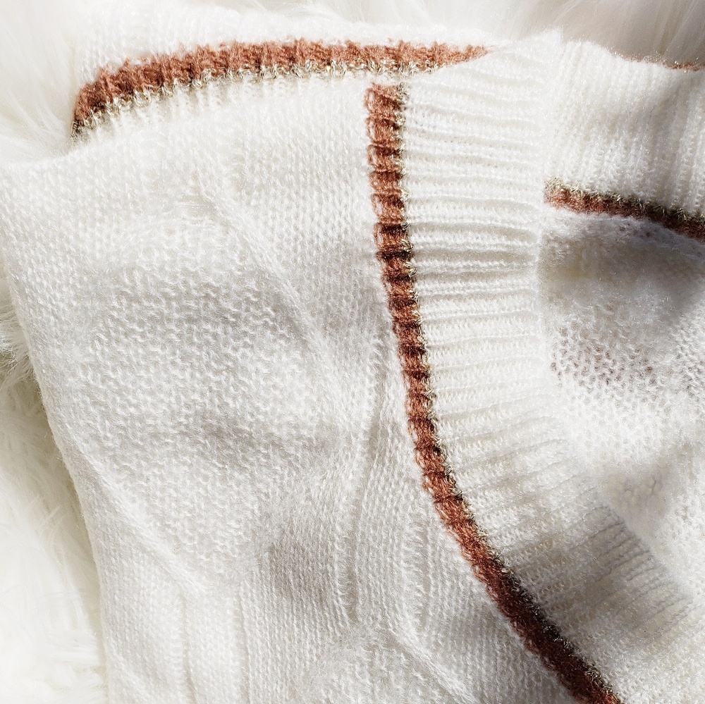 Last 🧡 Ivory Lightweight Tunic Sweater - Picture 2 of 5